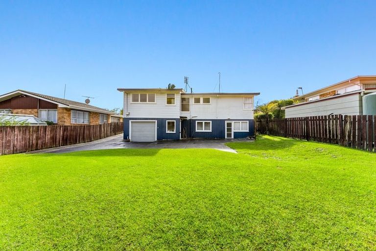 Photo of property in 34 Blakeborough Drive, Forrest Hill, Auckland, 0620