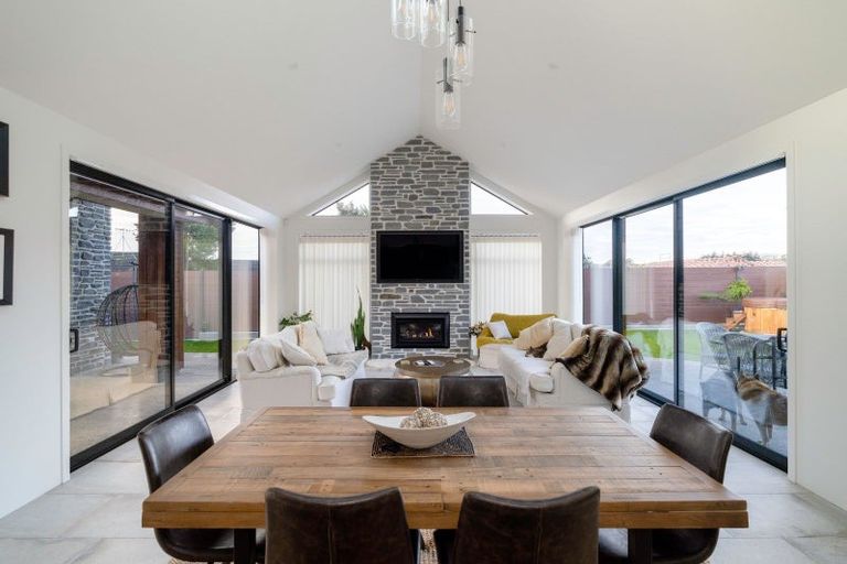 Photo of property in 26 Phoenix Palms Grove, Levin, 5510