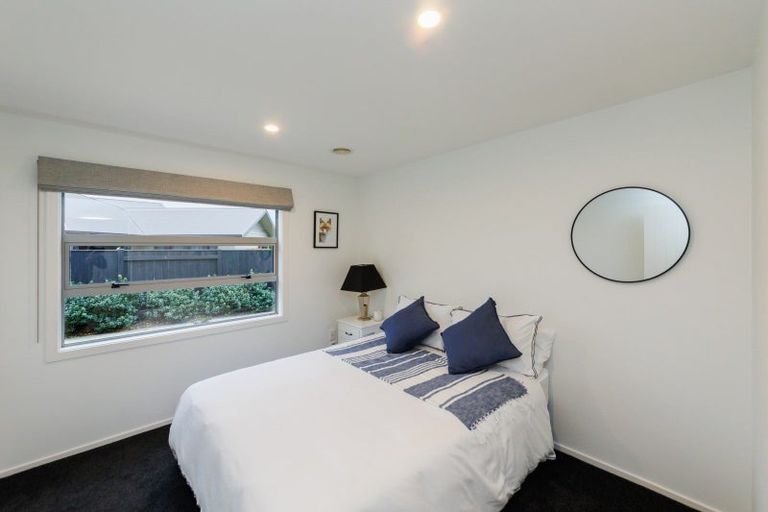 Photo of property in 25 Medallion Court, Kelvin Grove, Palmerston North, 4414