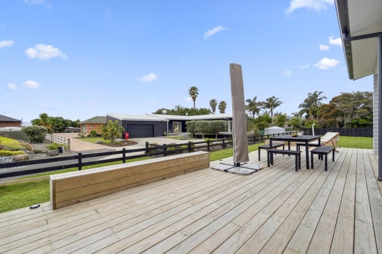 Photo of property in 16 Mylindas Road, Whakatiwai, Miranda, 2473