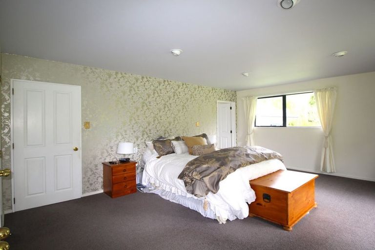 Photo of property in 56 Weston Road, Waiareka Junction, Oamaru, 9401