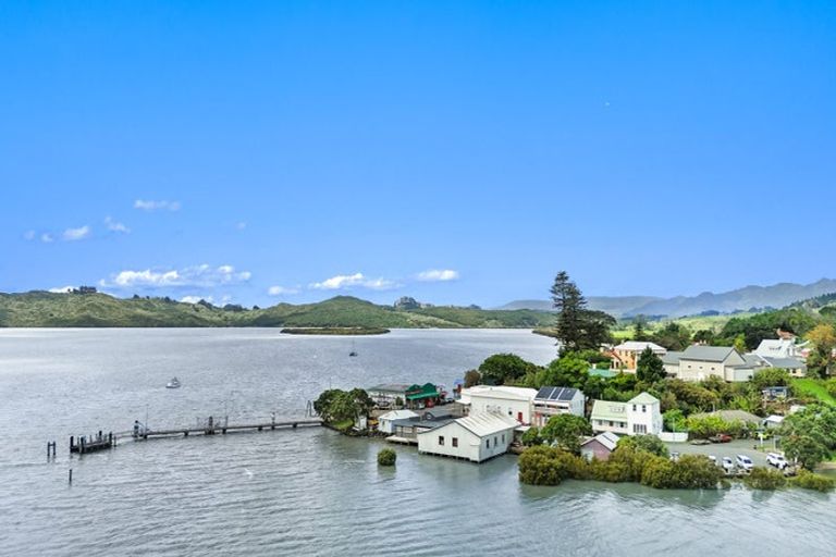 Photo of property in 4 Russell Esplanade, Rawene, Kaikohe, 0473