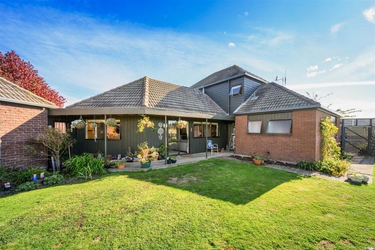 Photo of property in 14 Tennent Court, Marton, 4710