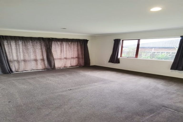 Photo of property in 15 Dole Place, Mangere, Auckland, 2022