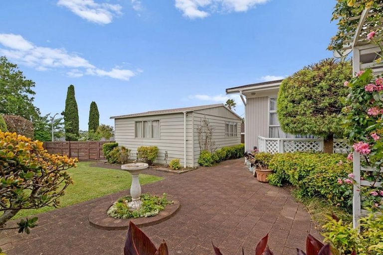 Photo of property in 1/30 Pegler Drive, Howick, Auckland, 2014