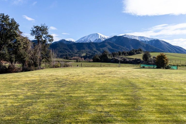 Photo of property in 137 Sawmill Road, Staveley, Ashburton, 7771