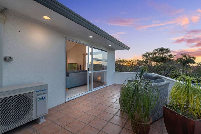 Photo of property in 11 Ayrshire Place, Somerville, Auckland, 2014