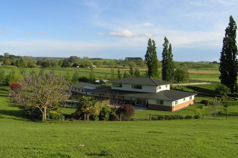 Photo of property in 215 Somerville Road, Tapapa, Tirau, 3485
