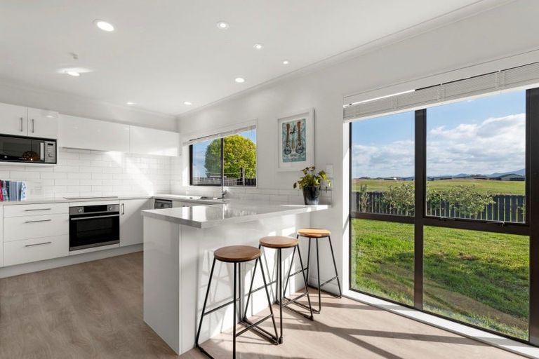 Photo of property in 21 Nicole Place, Papamoa Beach, Papamoa, 3118