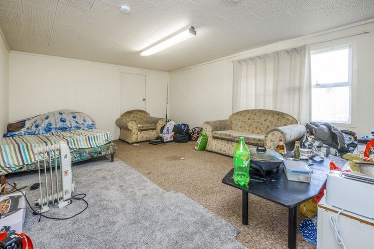 Photo of property in 33 Bunnythorpe Road, Papakura, 2110