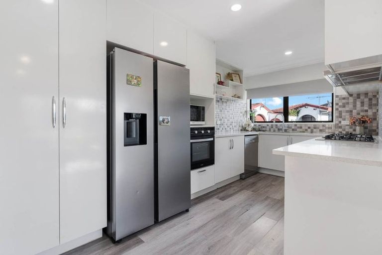 Photo of property in 106b Beach Road, Pahurehure, Papakura, 2113