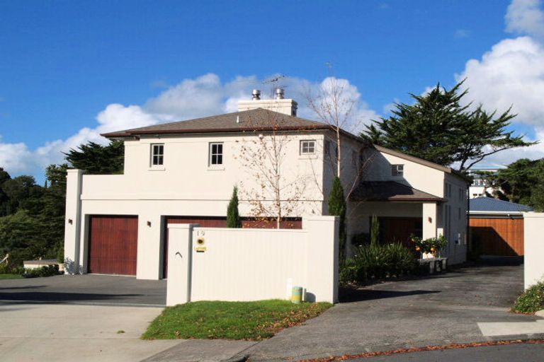 Photo of property in 19 Sea View Terrace, Cockle Bay, Auckland, 2014