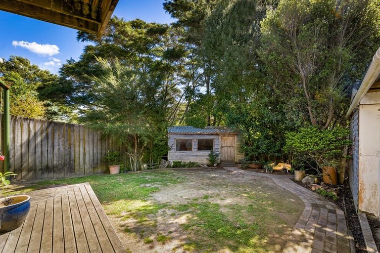 Photo of property in 49a Brian Crescent, Stanmore Bay, Whangaparaoa, 0932