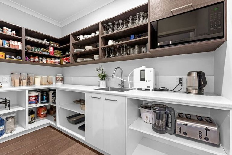 Photo of property in 56 Hillpark Drive, Pokeno, 2402