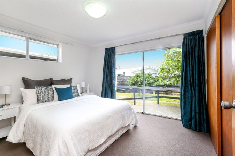 Photo of property in 4 Villa Place, Bell Block, New Plymouth, 4312