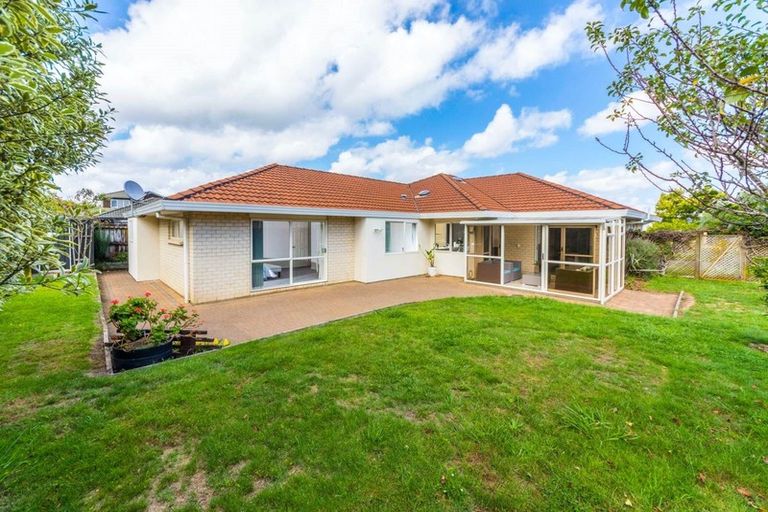 Photo of property in 20 Keswick Close, Northpark, Auckland, 2013