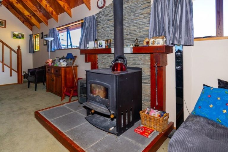 Photo of property in 32 Mackenzie Drive, Twizel, 7901