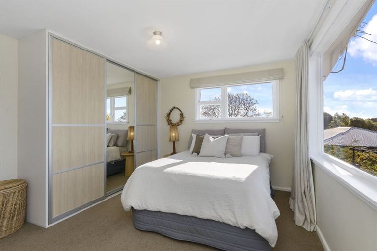 Photo of property in 196 Cashmere Road, Hoon Hay, Christchurch, 8025