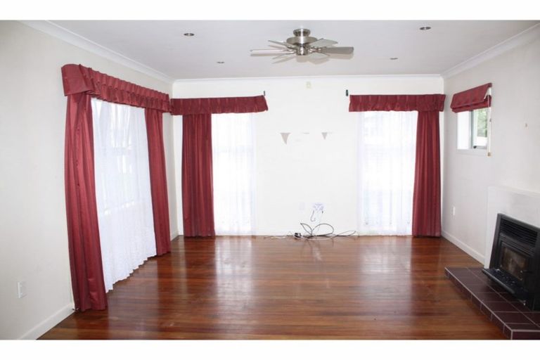 Photo of property in 33 Sherwood Road, Onerahi, Whangarei, 0110