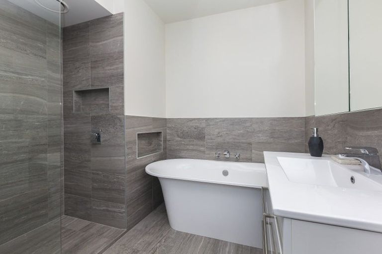 Photo of property in 66 Glandovey Road, Fendalton, Christchurch, 8052