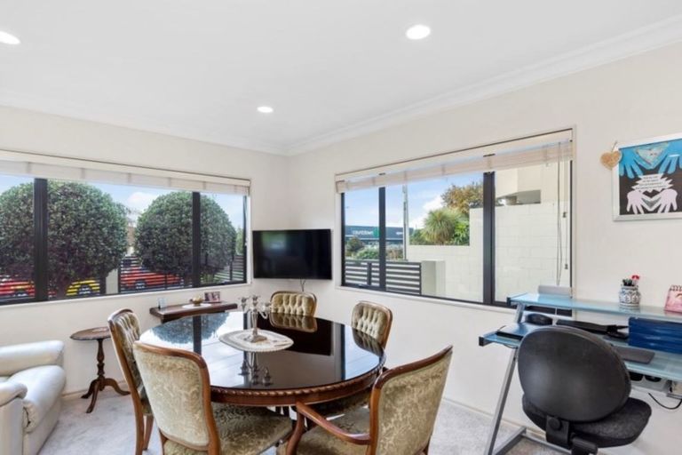 Photo of property in 52a Vale Street, Otumoetai, Tauranga, 3110