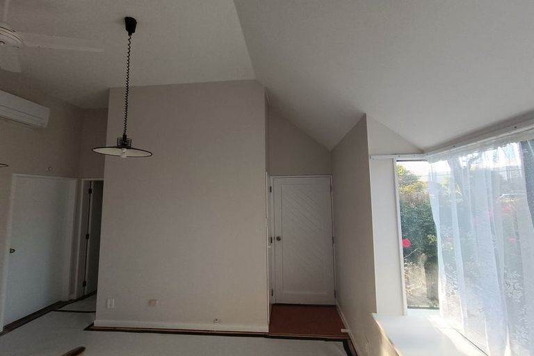 Photo of property in 3/990 High Street, Avalon, Lower Hutt, 5011