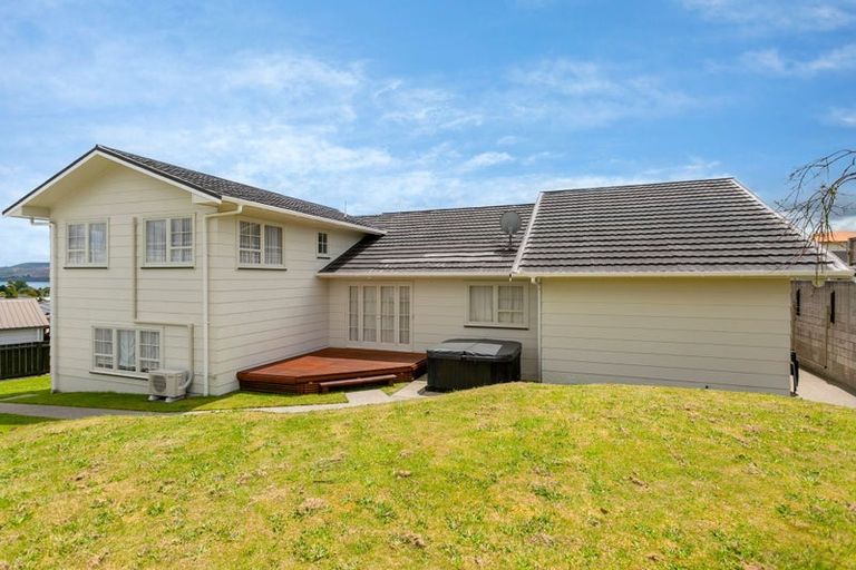 Photo of property in 3 Battersea Place, Richmond Heights, Taupo, 3330