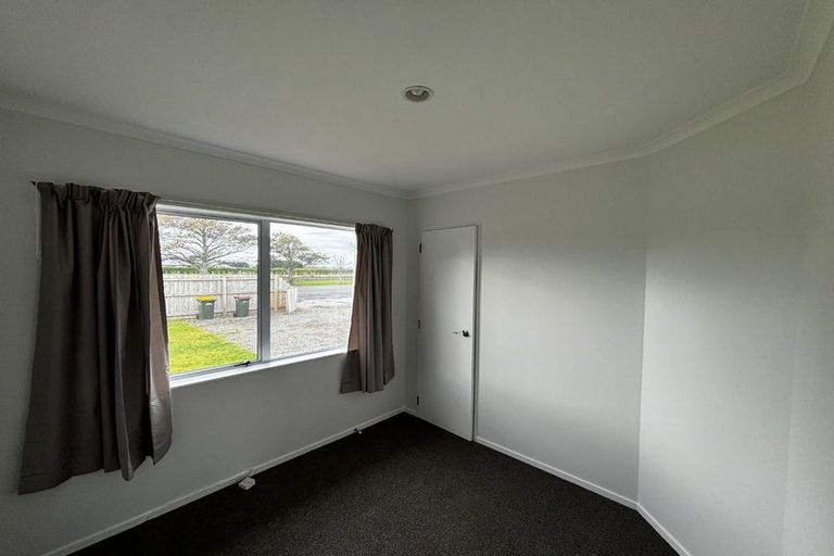 Photo of property in 369 Waihi Road, Normanby, Hawera, 4614