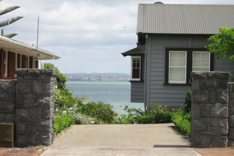 Photo of property in 53 St Michaels Avenue, Point Chevalier, Auckland, 1022