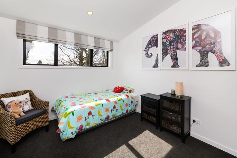 Photo of property in 36b Lincoln Terrace, Hokowhitu, Palmerston North, 4410