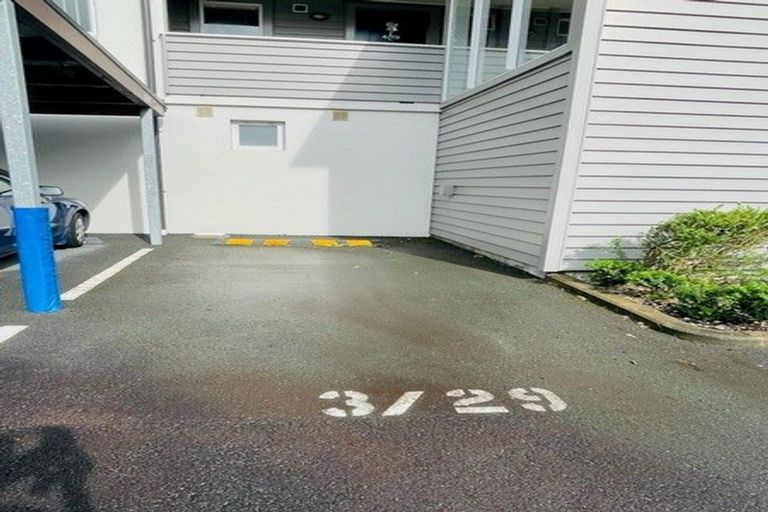 Photo of property in 3 Opito Way, East Tamaki, Auckland, 2013
