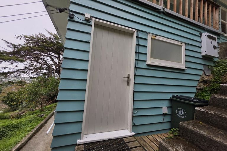 Photo of property in 37 Balfour Street, Mornington, Wellington, 6021