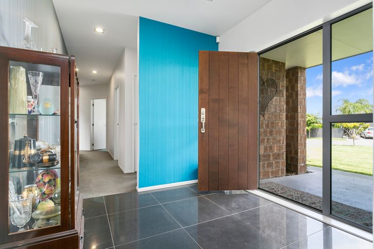 Photo of property in 19 Carnation Court, Cambridge, 3434