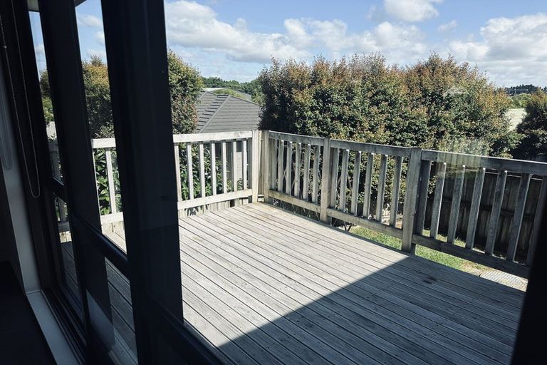 Photo of property in 4 Rooseville Mews, Pukekohe, 2120