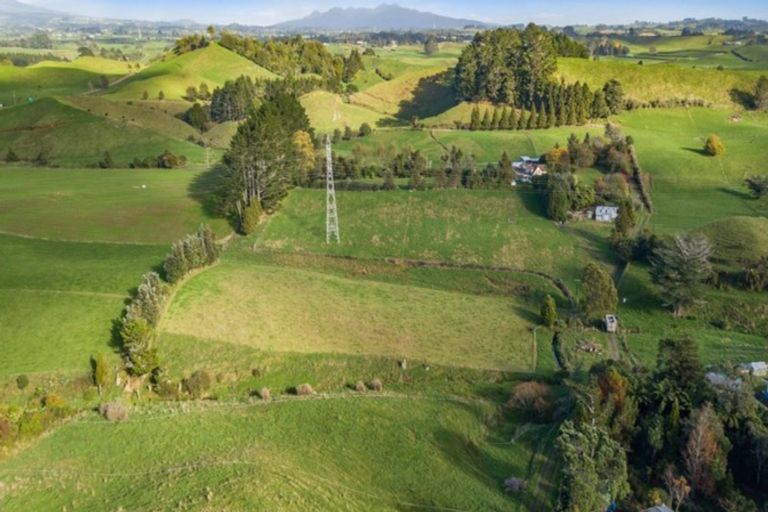 Photo of property in 630 Junction Road, Burgess Park, New Plymouth, 4371