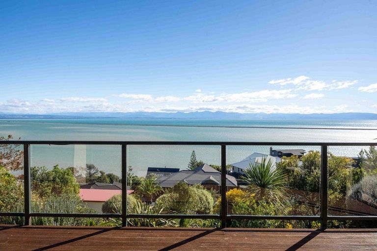 Photo of property in 10 Mana Heights, Marybank, Nelson, 7010