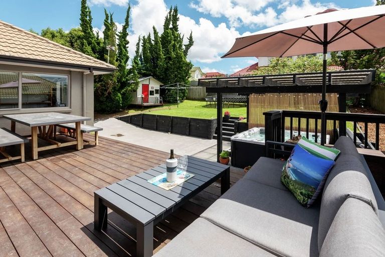 Photo of property in 62 Edendale Road, Somerville, Auckland, 2014