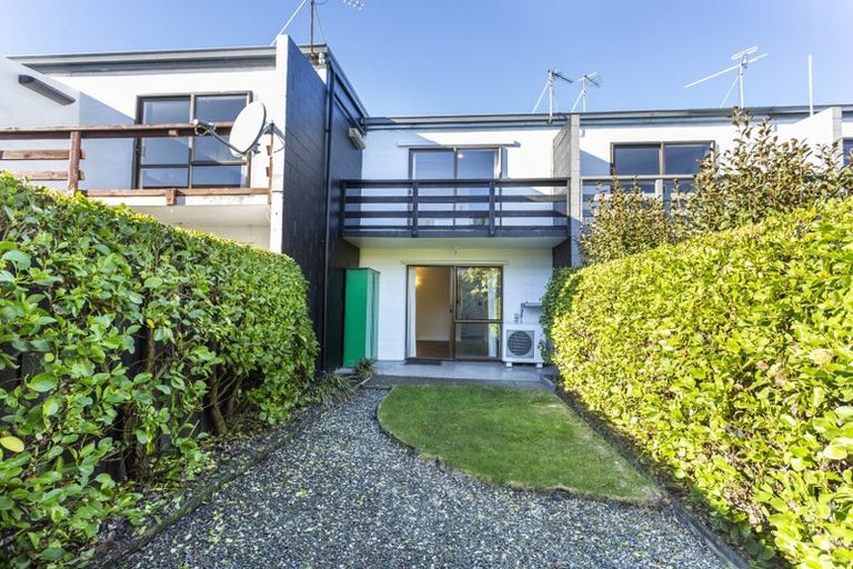 Photo of property in 4/49 Waltham Road, Sydenham, Christchurch, 8023