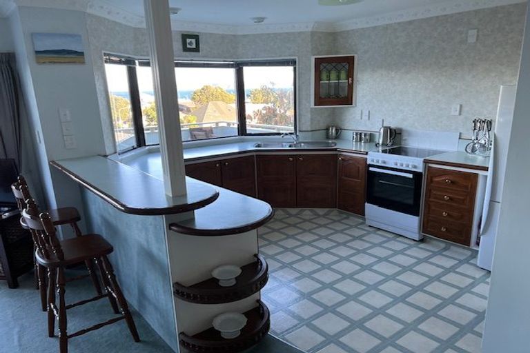 Photo of property in 10 Cluny Road, Plimmerton, Porirua, 5026