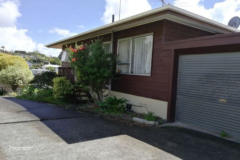 Photo of property in 1/18 Elmira Place, Browns Bay, Auckland, 0630
