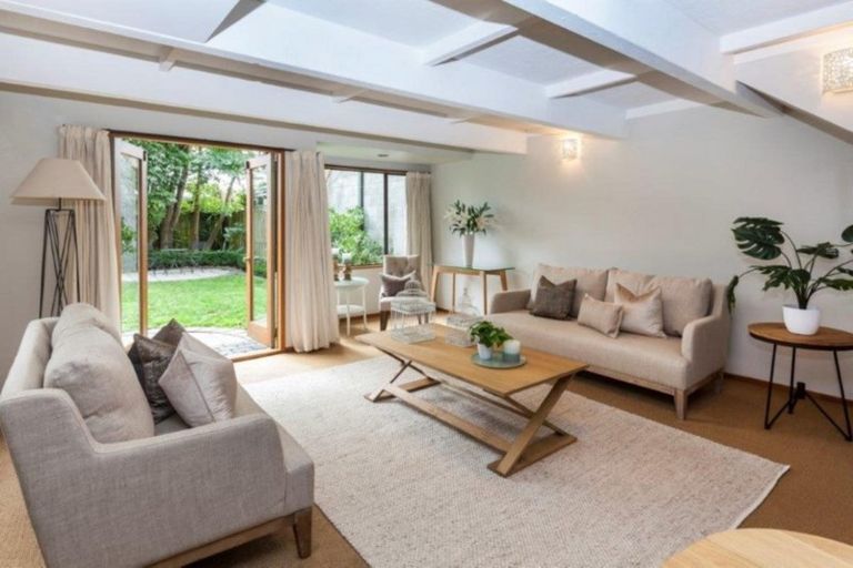 Photo of property in 1/20 Bristol Street, St Albans, Christchurch, 8014