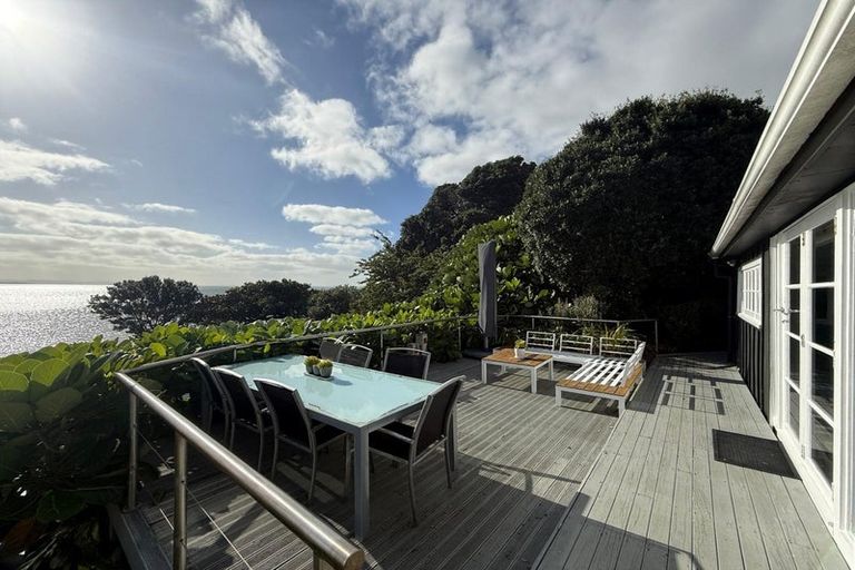 Photo of property in 75a Torkar Road, Clarks Beach, 2122