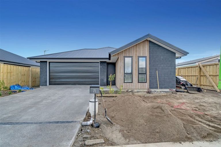 Photo of property in 71 Northmoor Boulevard, Rolleston, 7615