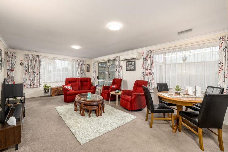 Photo of property in 5 Herbert Street, Waimate, 7924