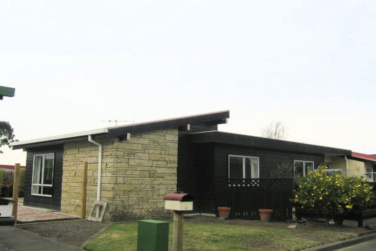 Photo of property in 1/46 Gloucester Street, Greenmeadows, Napier, 4112