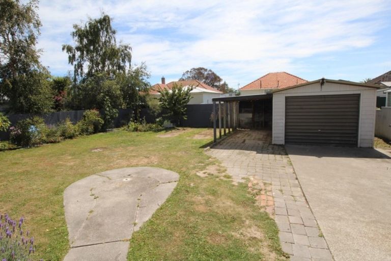 Photo of property in 3 Bristol Crescent, Roslyn, Palmerston North, 4414