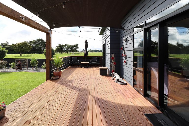 Photo of property in 359 Moreton Road, Parkvale, Carterton, 5792