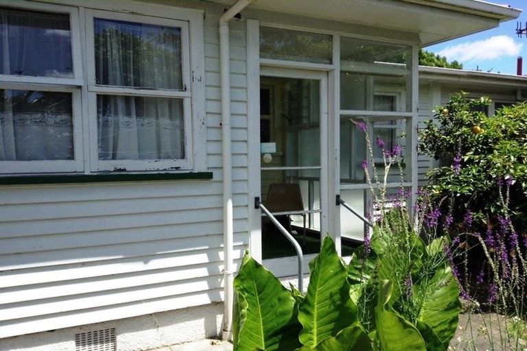 Photo of property in 5 Churchill Street, Levin, 5510