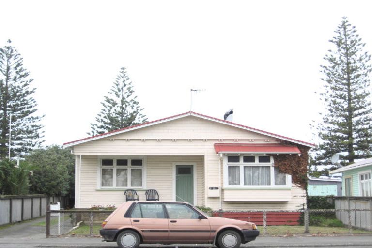 Photo of property in 42 Te Awa Avenue, Te Awa, Napier, 4110