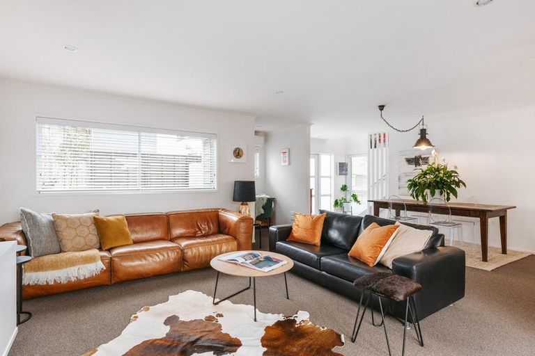 Photo of property in 351b Oceanbeach Road, Mount Maunganui, 3116